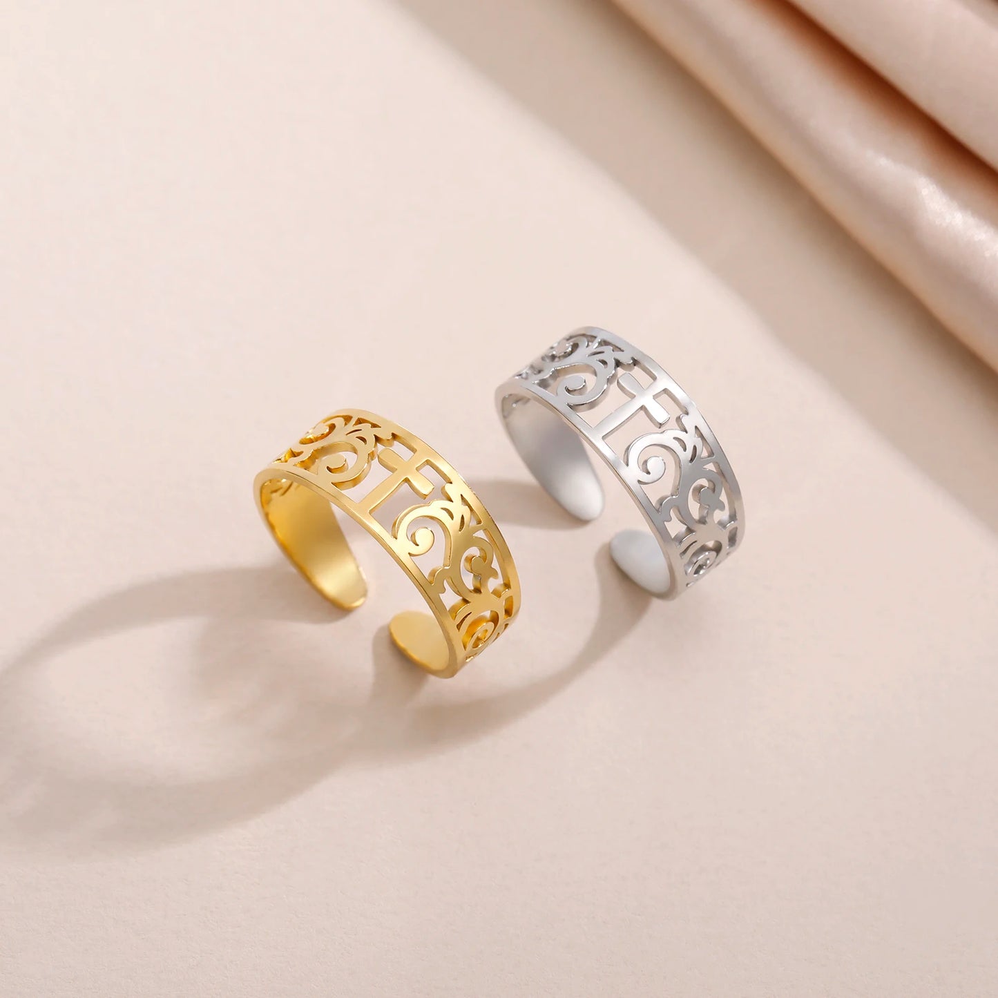 Bague religieuse femme