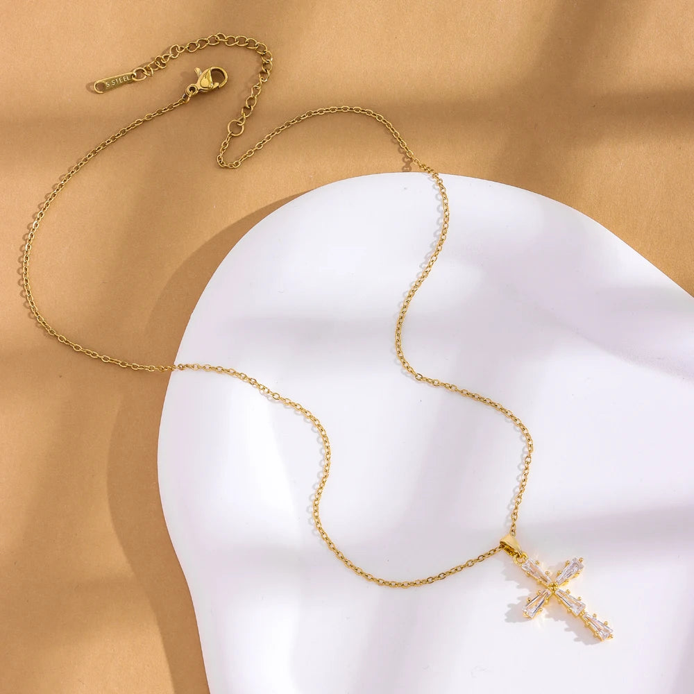 Collier croix