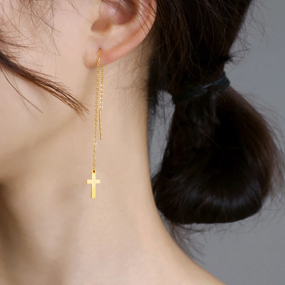 Boucle d’oreille croix