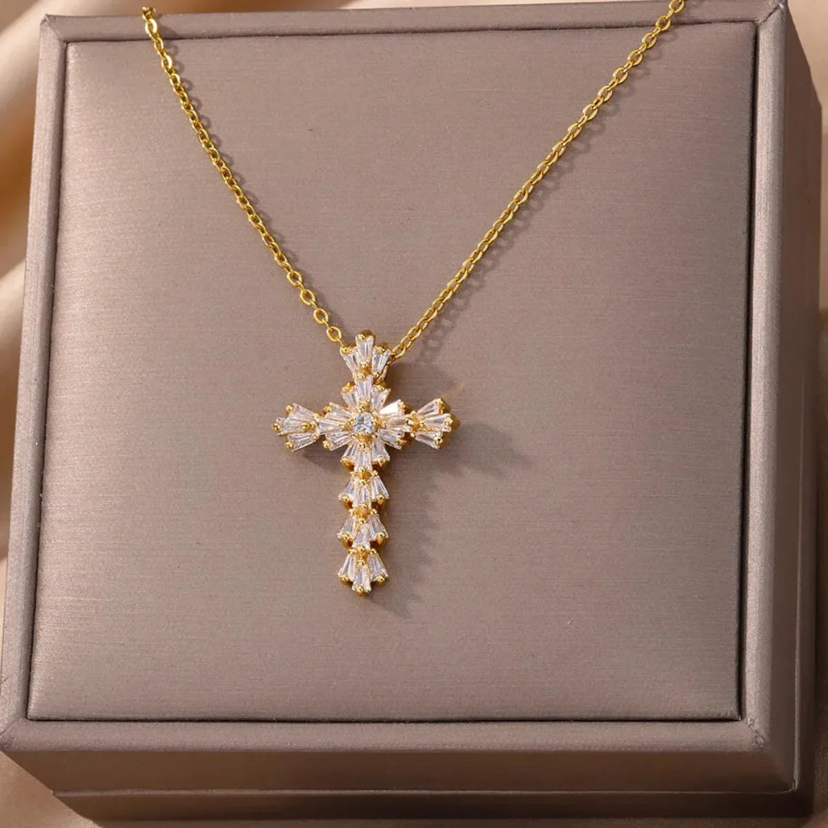 Pendentif croix