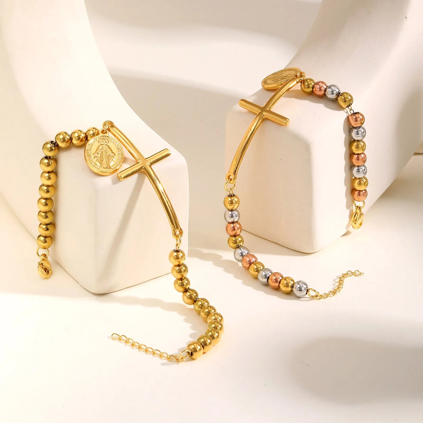 Bracelet croix chrétienne femme