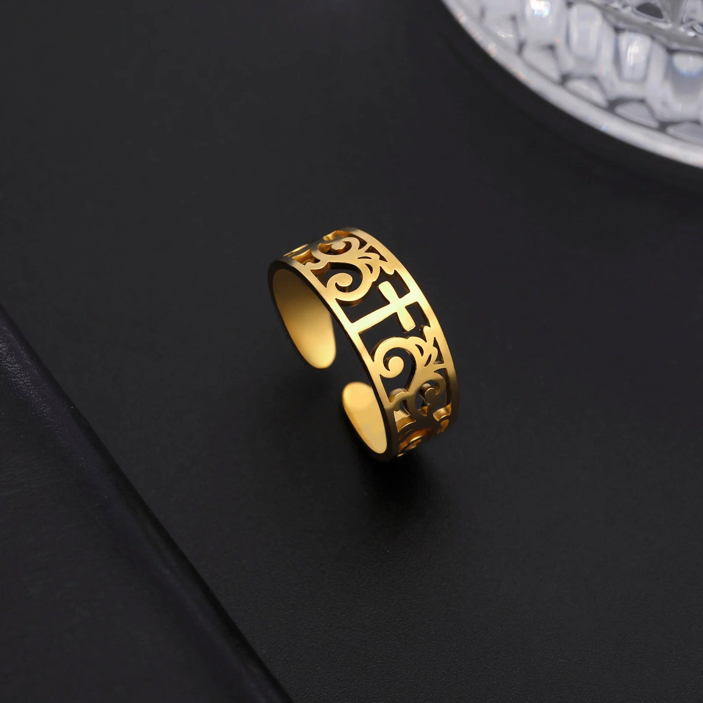 Bague religieuse femme