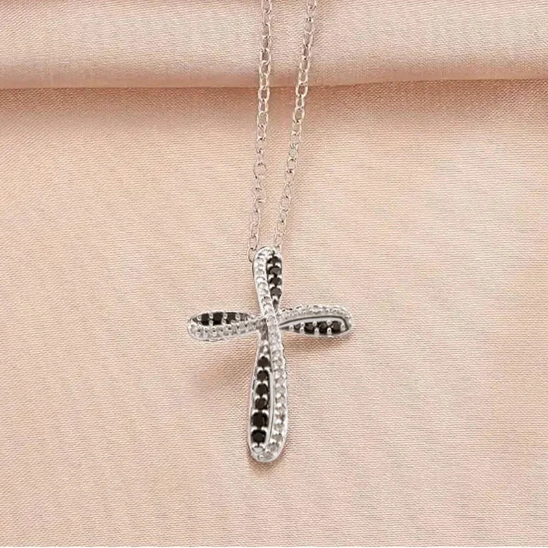 Collier croix femme