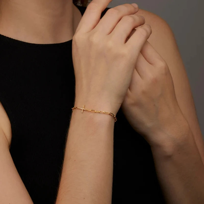 Bracelet croix femme