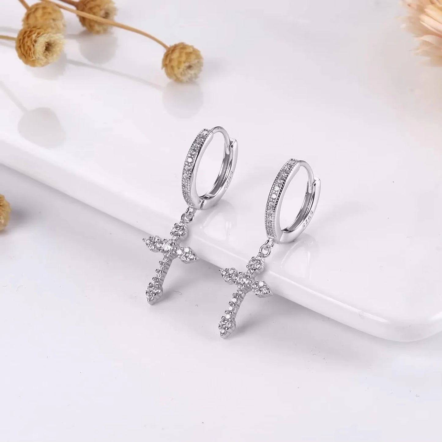Boucle d’oreille croix