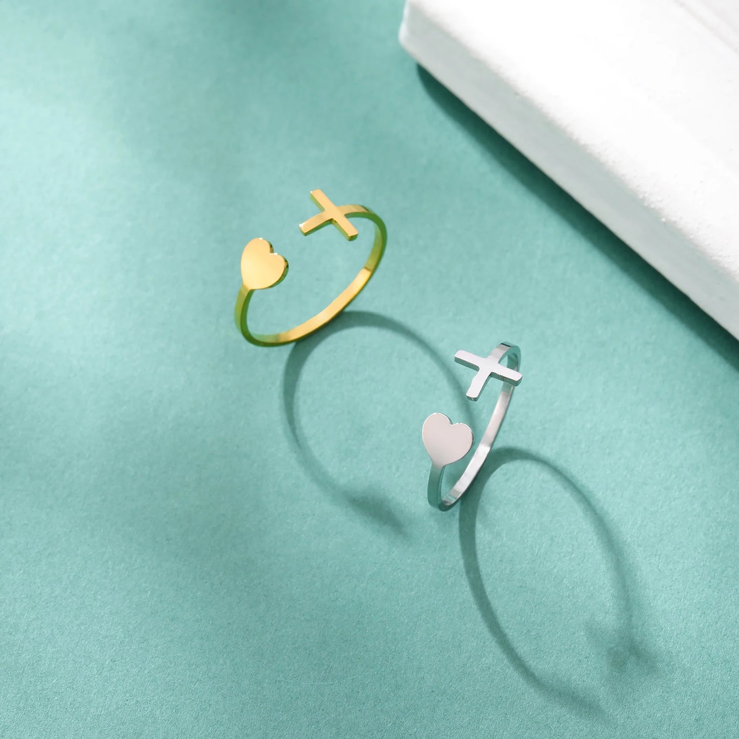 Bague religieuse