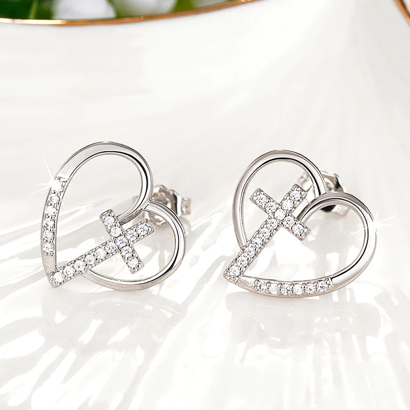 Boucle d’oreille croix