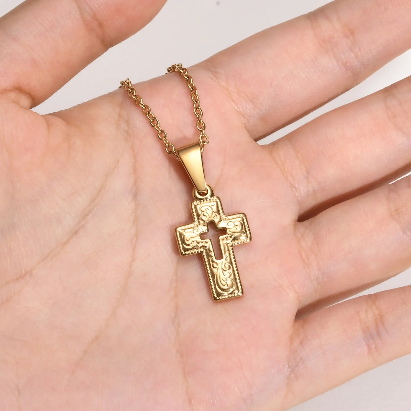 Collier croix