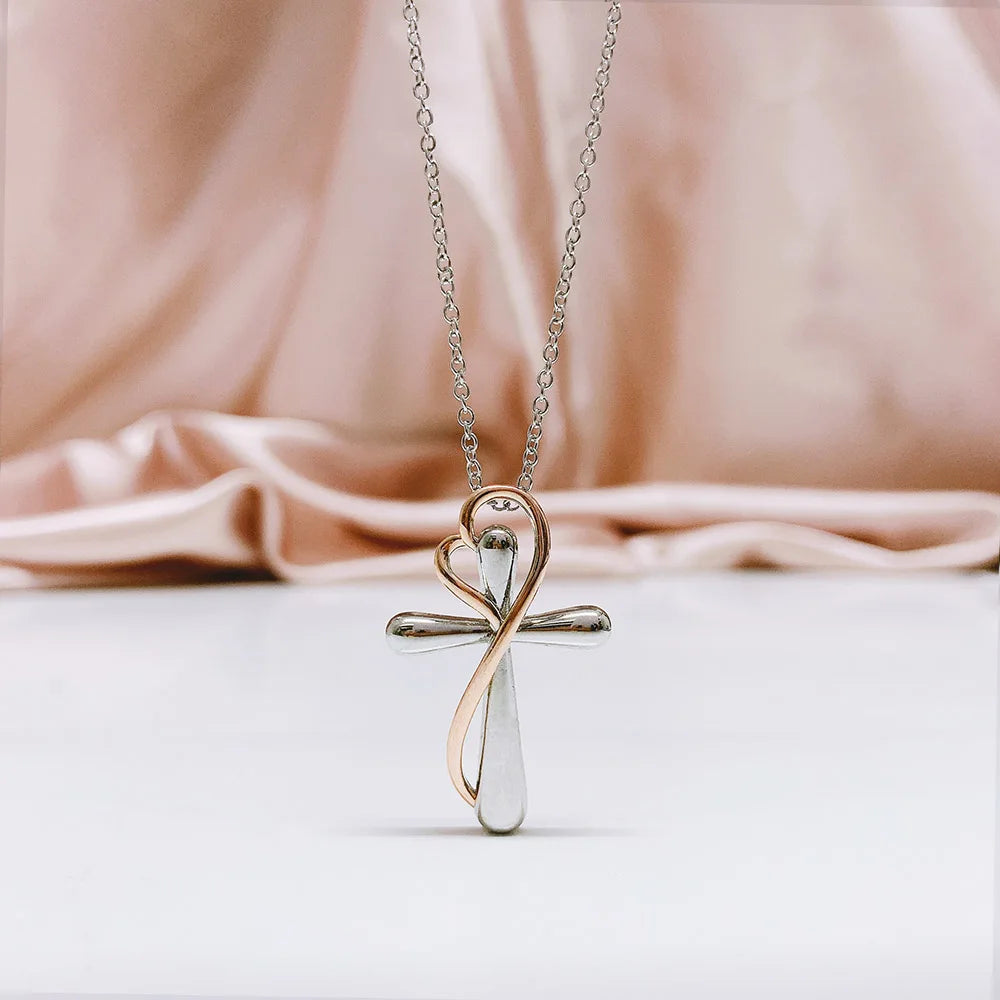 Collier croix femme