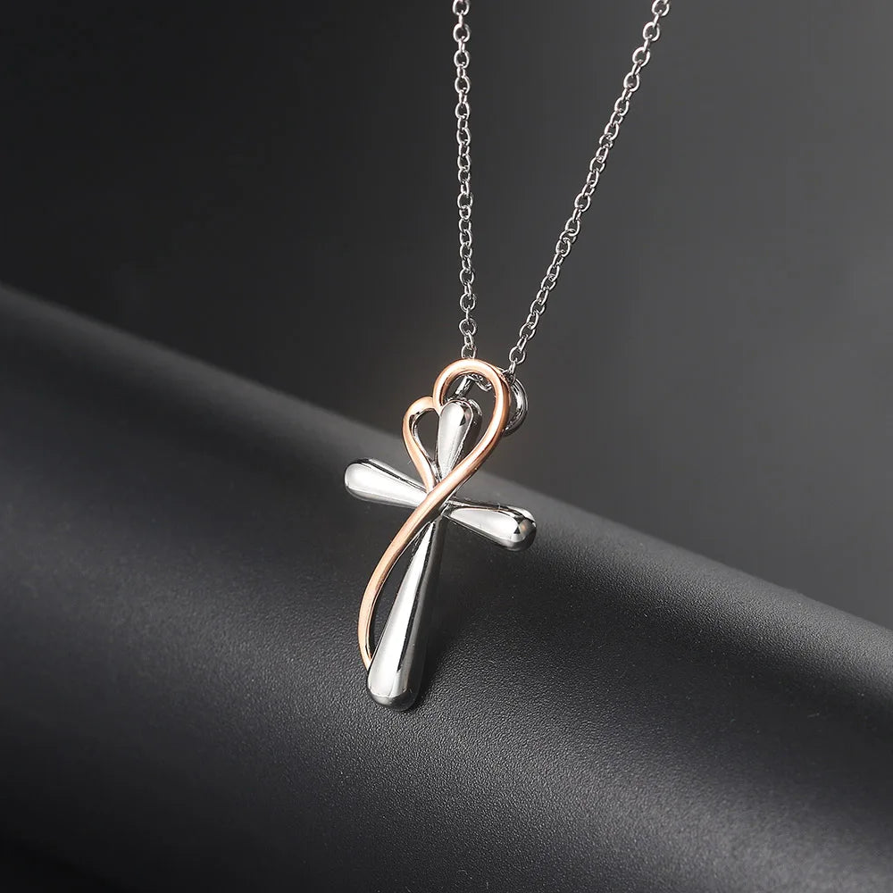Collier croix femme