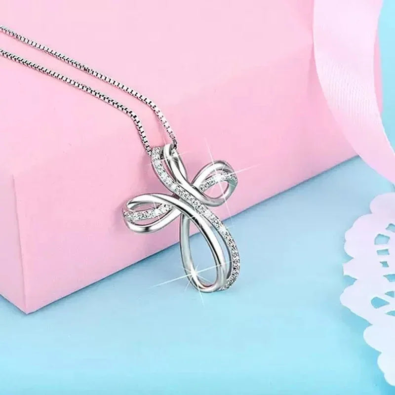 Collier croix femme