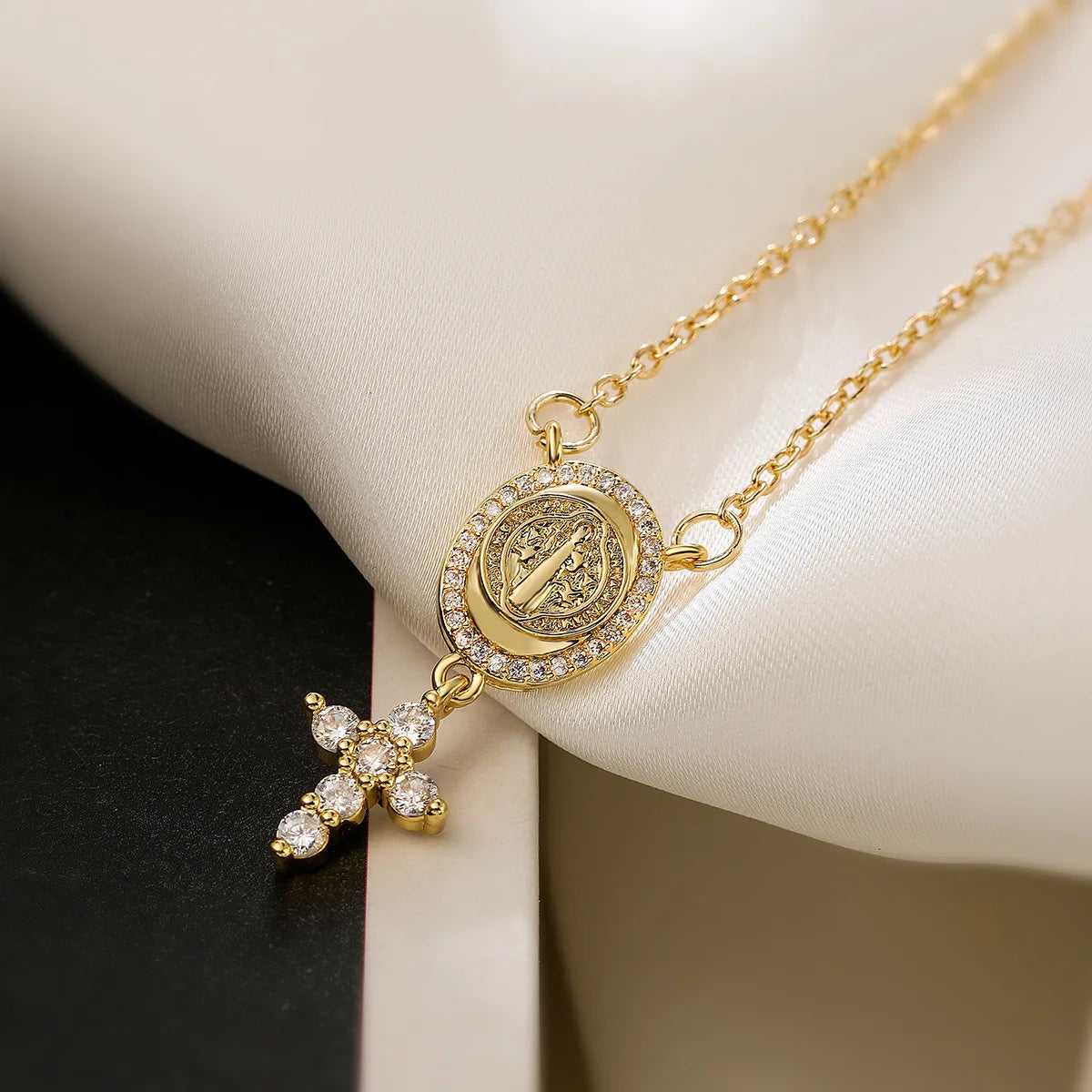 Pendentif croix