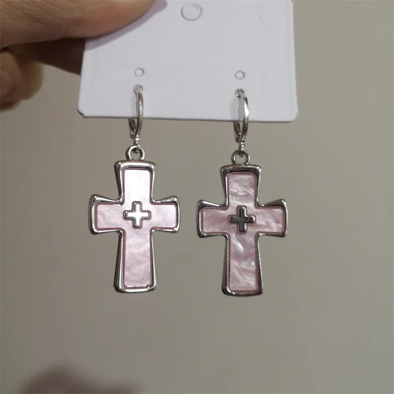 Boucle d’oreille croix