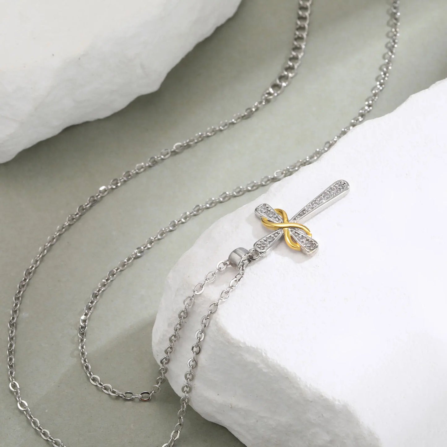 Croix argent