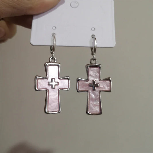 Boucle d’oreille croix